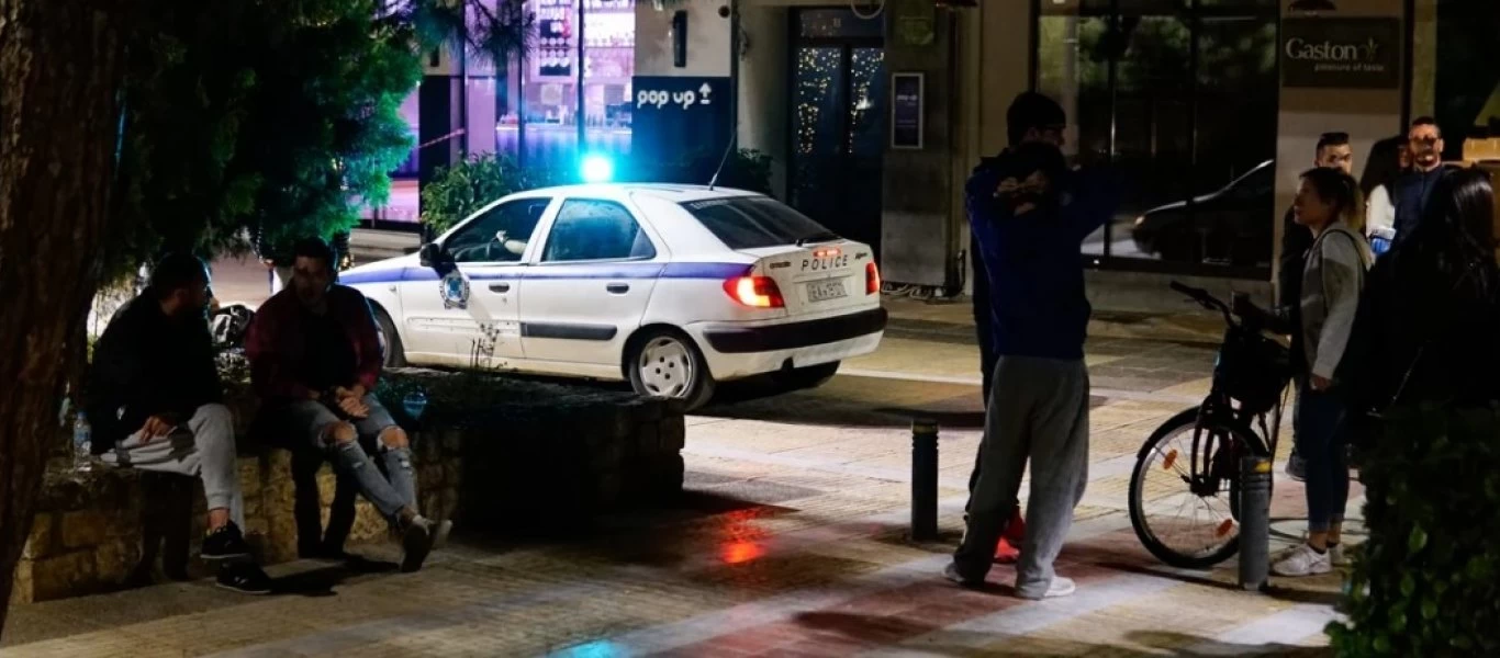 Νέα Σμύρνη: Bίντεο ντοκουμέντο λίγο πριν οι νεαροί μαχαιρώσουν τον 60χρονο (βίντεο)